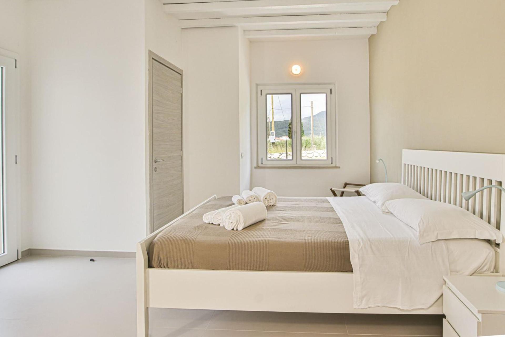 B&B Villa Costanza Lacona Bagian luar foto