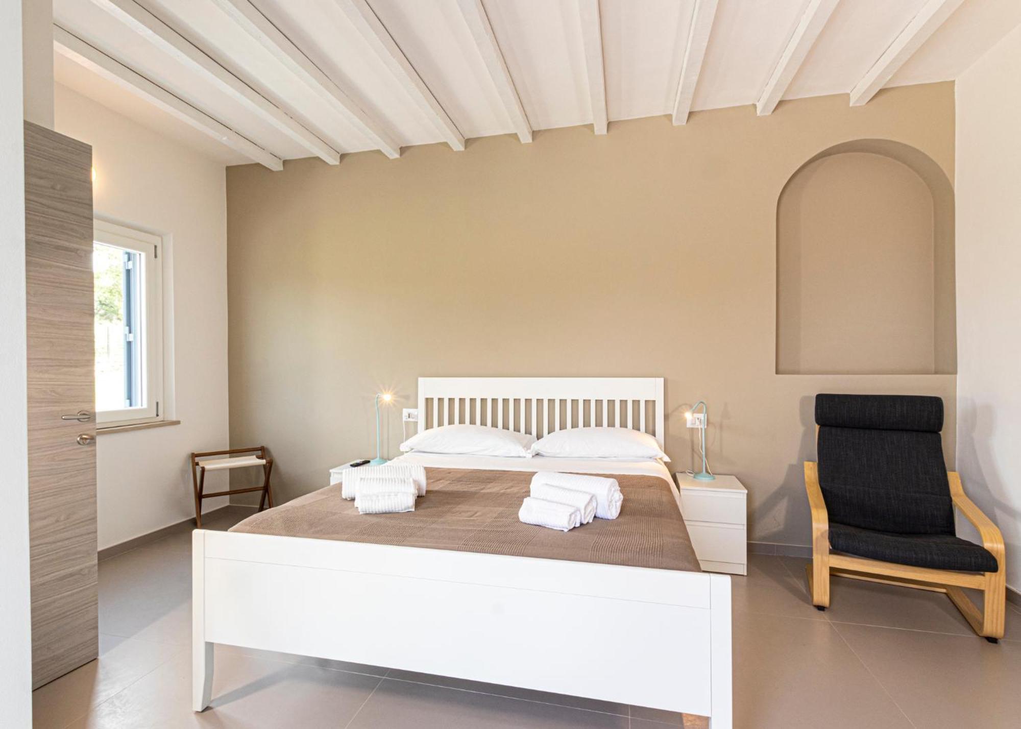 B&B Villa Costanza Lacona Bagian luar foto