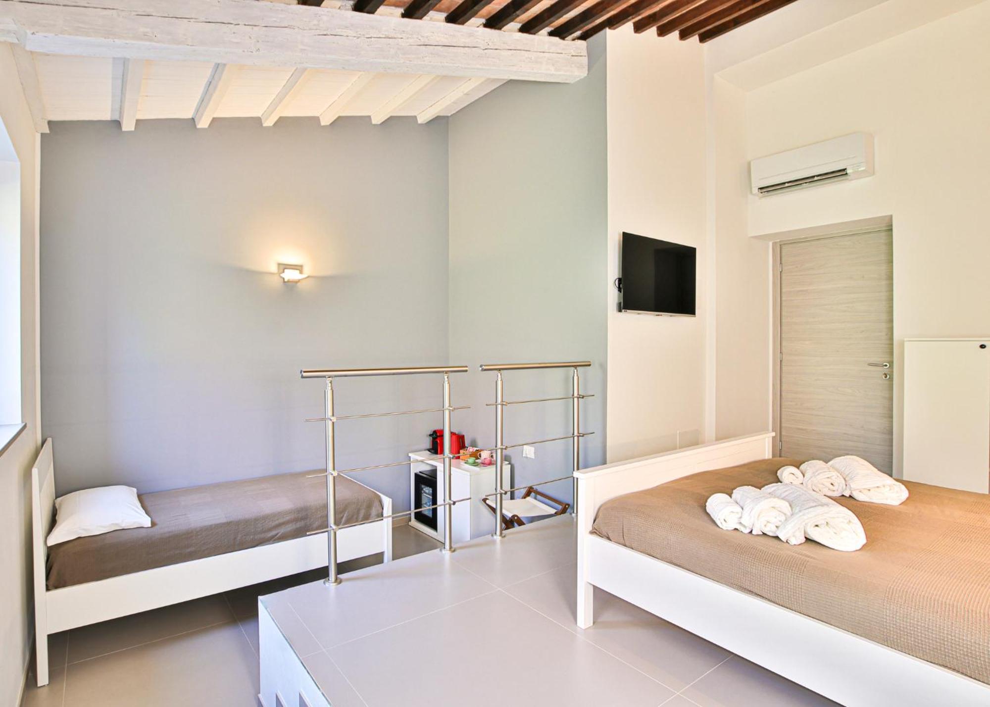 B&B Villa Costanza Lacona Bagian luar foto