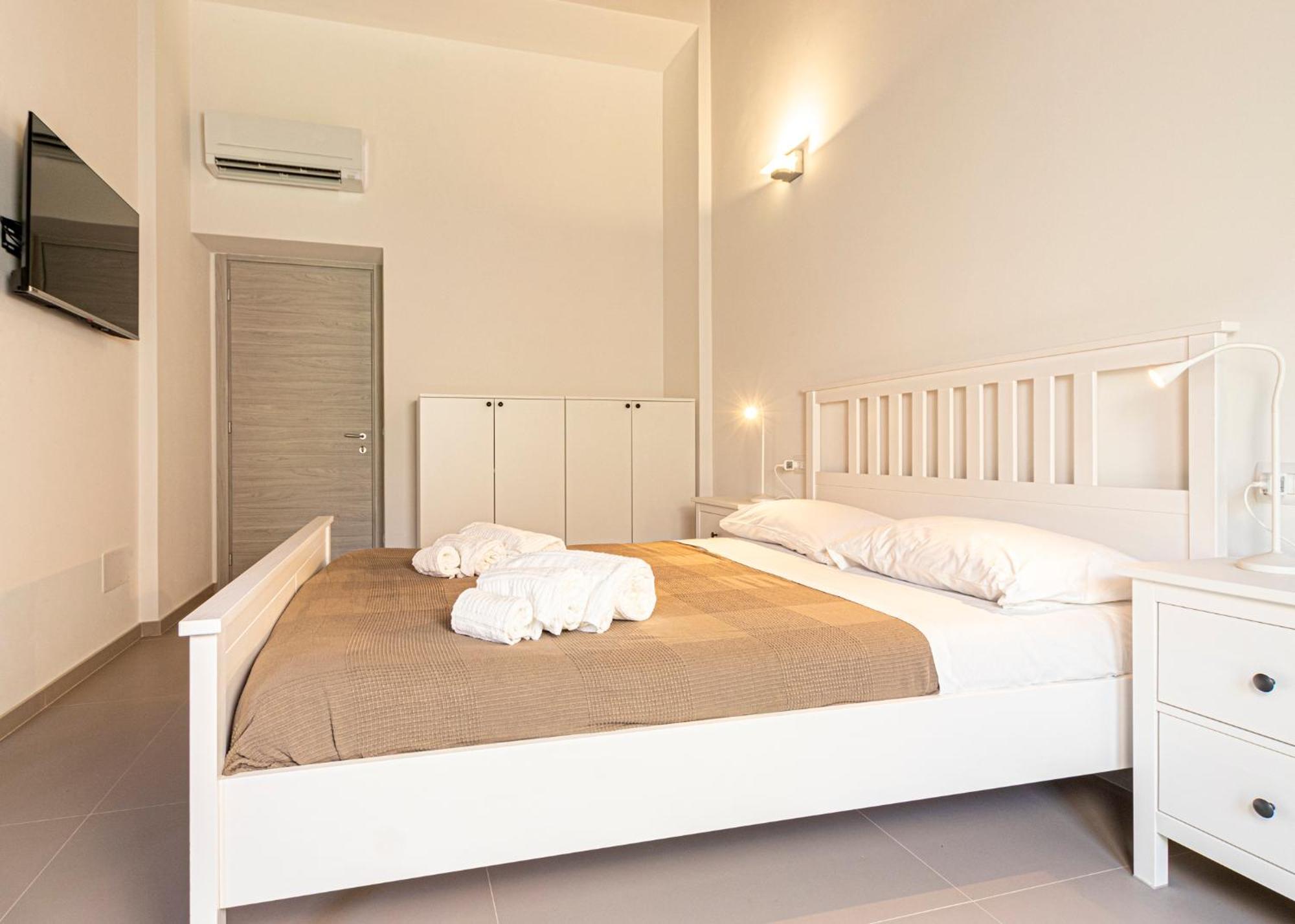 B&B Villa Costanza Lacona Bagian luar foto